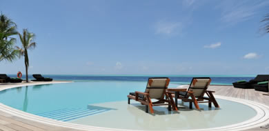 Komandoo Island Resort